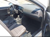 VOLKSWAGEN JETTA 1.4T R-LINE/1.4T S/1.4T SE 3VWC57BU3MM079977 photo