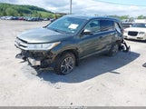 TOYOTA HIGHLANDER XLE 5TDJZRFH6JS882317 снимка