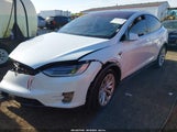 TESLA MODEL X 100D/75D/P100D 5YJXCDE2XJF126571 fotografie