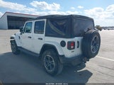 JEEP WRANGLER 4-DOOR SAHARA 4X4 1C4HJXENXPW676654 снимка