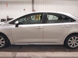 TOYOTA COROLLA LE 5YFEPRAE2LP126256 снимка