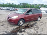 TOYOTA SIENNA LE 5TDZA23C34S141539 снимка