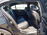 BMW 740LI WBAYE4C50FD138977 fotografie