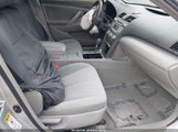 TOYOTA CAMRY LE 4T4BF3EK3BR200550 fotografie