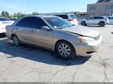 TOYOTA CAMRY XLE 4T1BE30K74U884543 photo