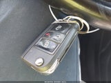 VOLKSWAGEN TIGUAN 2.0T SE/2.0T SEL 3VV3B7AX4JM073500 снимка