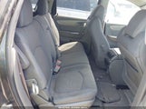 CHEVROLET TRAVERSE LS 1GNKRFED1FJ152781 снимка