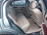 LINCOLN TOWN CAR SIGNATURE 1LNHM81WX4Y616283 снимка