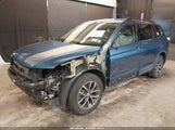 VOLKSWAGEN TIGUAN 2.0T SE/2.0T SEL/2.0T SEL R-LINE/2.0T SEL R-LINE BLACK 3VV2B7AX2KM132136 photo