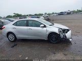 Toyota Corolla Le 2T1BURHE9JC007778 снимка