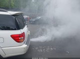 Toyota Sequoia Limited V8 5TDBT48A44S228011 снимка
