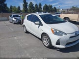 TOYOTA PRIUS C ONE JTDKDTB34E1562216 снимка