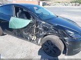 TESLA MODEL Y LONG RANGE DUAL MOTOR ALL-WHEEL DRIVE 7SAYGDEE5RF115074 photo