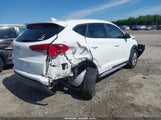 HYUNDAI TUCSON SEL KM8J33A45JU716719 снимка