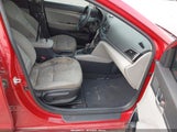 HYUNDAI ELANTRA SE KMHD74LF7HU367630 снимка