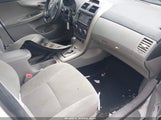 Toyota Corolla Le 2T1BU4EE6DC029667 снимка
