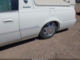 CADILLAC DTS STANDARD 1GEEH00Y08U500028 снимка