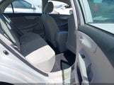 TOYOTA COROLLA L 2T1BU4EE4DC074235 fotografie