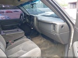 CHEVROLET SILVERADO 1500 CLASSIC LS 2GCEC13V971160953 снимка