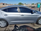 HYUNDAI ELANTRA SE 5NPD74LF6HH172813 снимка