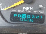 CHEVROLET SILVERADO 1500 LS 2GCEC19T9X1113699 снимка