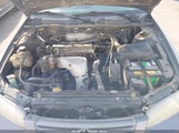 Toyota Camry Le 4T1BG22K8XU864422 photo