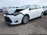 TOYOTA COROLLA LE 5YFBURHE2JP854769 снимка