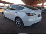 TESLA MODEL Y 7SAYGAEE5PF642138 fotografie
