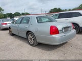 Lincoln Town Car 1LNHM82V37Y627796 снимка