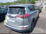 TOYOTA RAV4 LE JTMBFREVXJJ193902 снимка