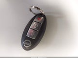 NISSAN ROGUE SV JN8AS5MV2BW258638 снимка
