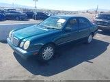 MERCEDES-BENZ E 320 WDBJF65F2WA676325 снимка