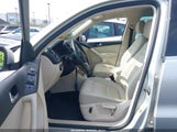 VOLKSWAGEN TIGUAN SE WVGBV7AX2BW500817 fotografie