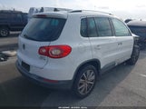 VOLKSWAGEN TIGUAN SE WVGBV7AX2BW512188 photo