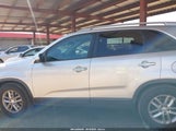 KIA SORENTO LX 5XYKT3A68FG552529 снимка