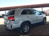 KIA SORENTO LX 5XYKT3A68FG552529 снимка