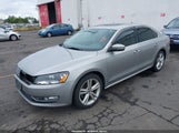 VOLKSWAGEN PASSAT 2.0L TDI SEL PREMIUM 1VWCN7A31EC036329 photo