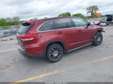 TOYOTA HIGHLANDER SE 5TDJZRFH9JS887429 снимка