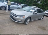 VOLKSWAGEN PASSAT 2.0L TDI SE 1VWBN7A36EC045247 снимка