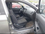MITSUBISHI OUTLANDER SPORT 2.4 ES JA4AR3AW9GZ046117 photo