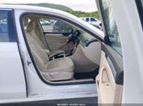 VOLKSWAGEN PASSAT 2.0L TDI SE 1VWBN7A32CC101276 photo