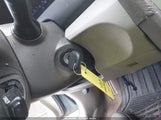 TOYOTA CAMRY LE 4T1BF3EK8BU723900 снимка