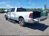 RAM 1500 LARAMIE 4X4 6'4 BOX 1C6SRFRTXMN682089 fotografie