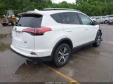 TOYOTA RAV4 XLE 2T3WFREVXJW444968 снимка