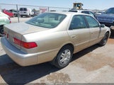 Toyota Camry Le JT2BG22K3Y0505758 снимка