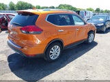 NISSAN ROGUE SV JN8AT2MT1HW138574 снимка