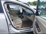 Volvo S60 T5/T5 Platinum/T5 Premier/T5 Premier Plus YV1612FH7D2173891 photo