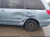 TOYOTA SIENNA LE 5TDZK23C09S254515 снимка