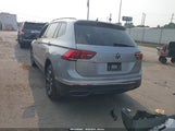 VOLKSWAGEN TIGUAN 2.0T S 3VVRB7AX2RM185718 fotografie
