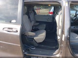 TOYOTA SIENNA LE 5TDBSKFC1NS049616 снимка